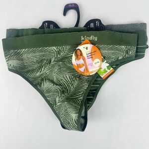 NWT Kindly Seamless 3 Pack Thongs - XXL (20)